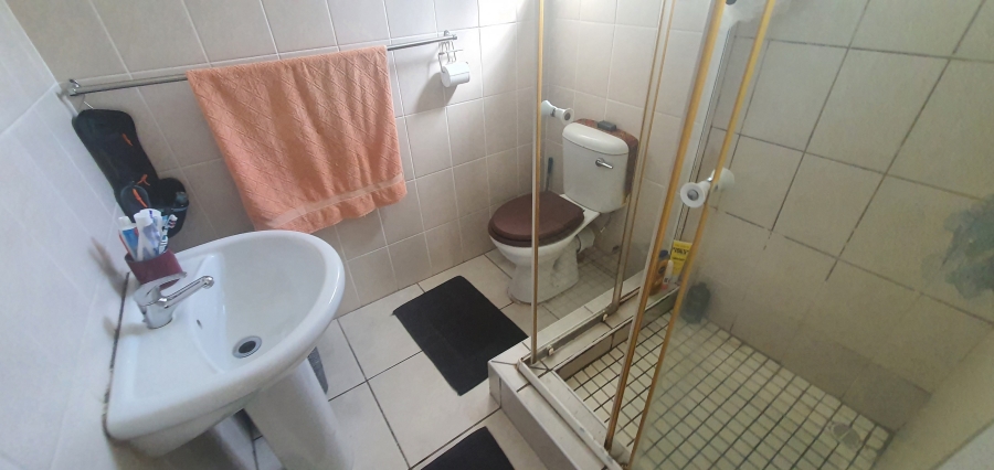 3 Bedroom Property for Sale in Mossel Bay Central Western Cape